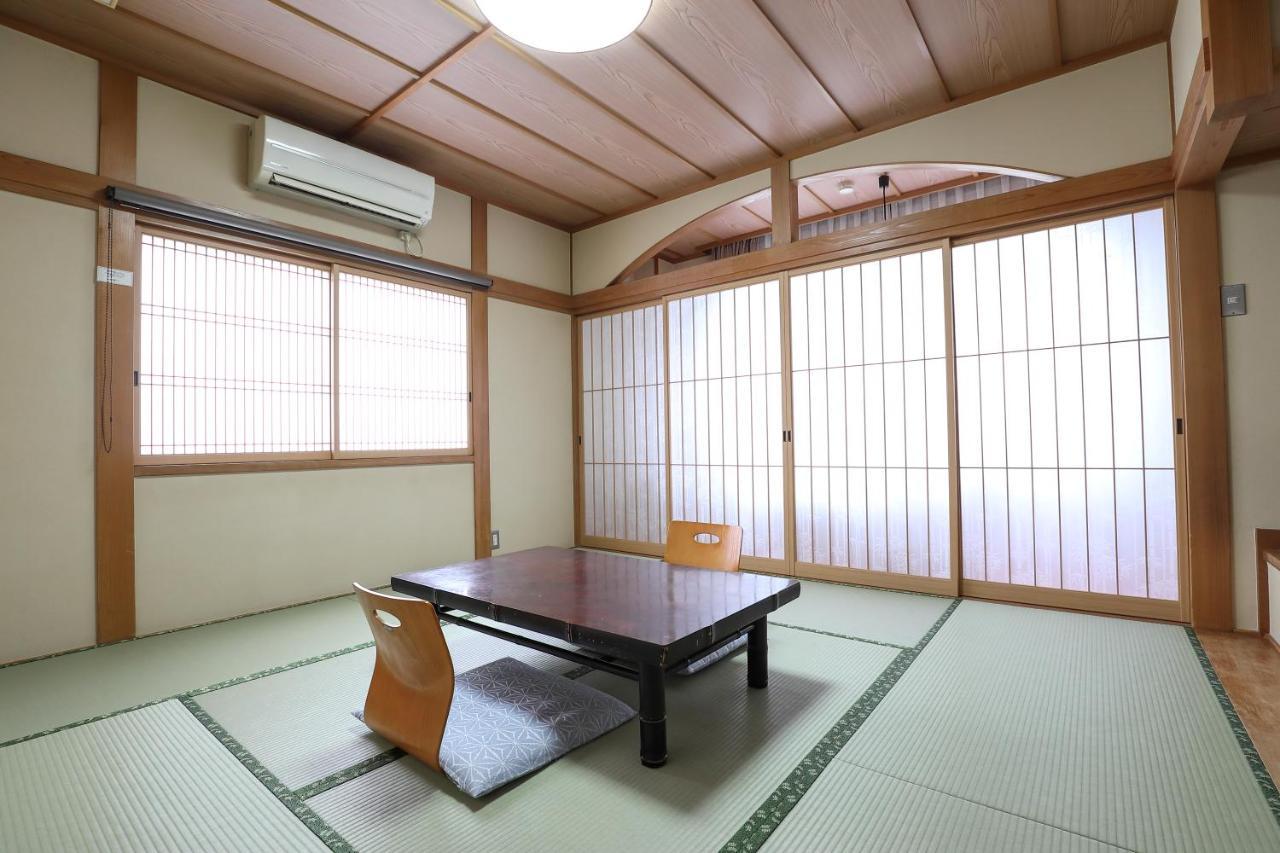 Tsukasaya Ryokan Цуруока Экстерьер фото